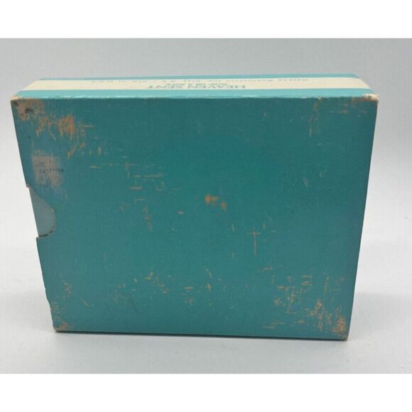 NIB Heaven Sent Soap on a Rope by Helena Rubinstein. 6 oz Factory Sealed READ - Picture 2 of 5